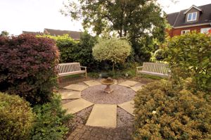 Communal Gardens - click for photo gallery